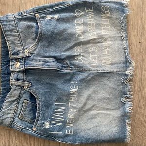 ⭐️Divided Denim Skirt⭐️